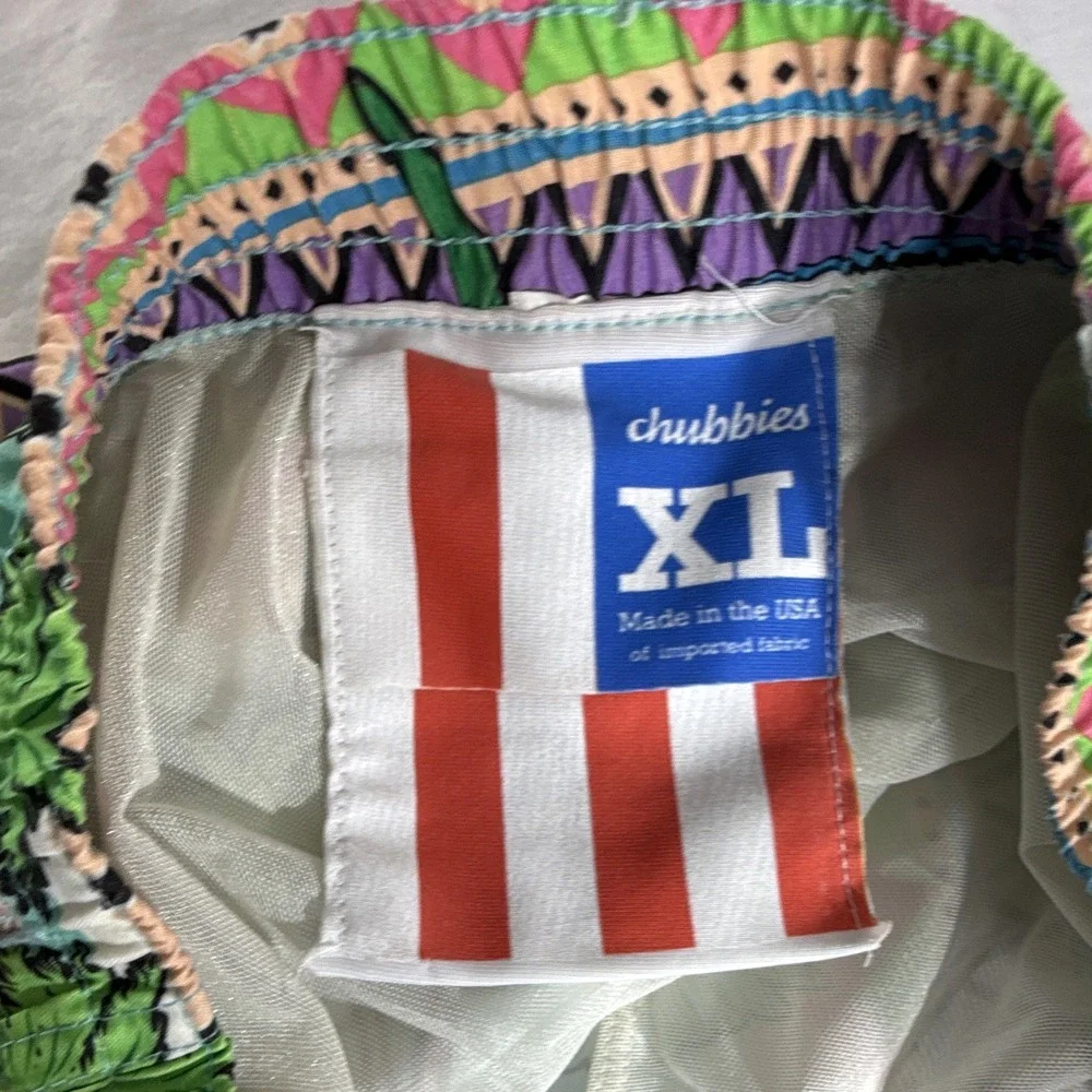 Chubbies Mens XL Multicolor Tropical Parrot Palm Tree Swim Trunks Lined Pockets
